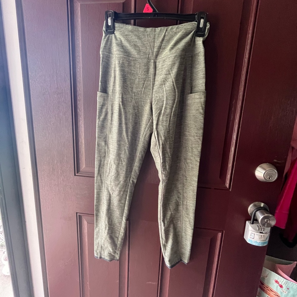 Vineyard Vines performance leggings